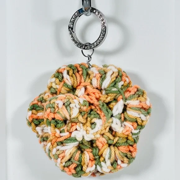 Peach Crochet Flower Bag Charm W/Silver Bling Ring - Picture 3 of 5